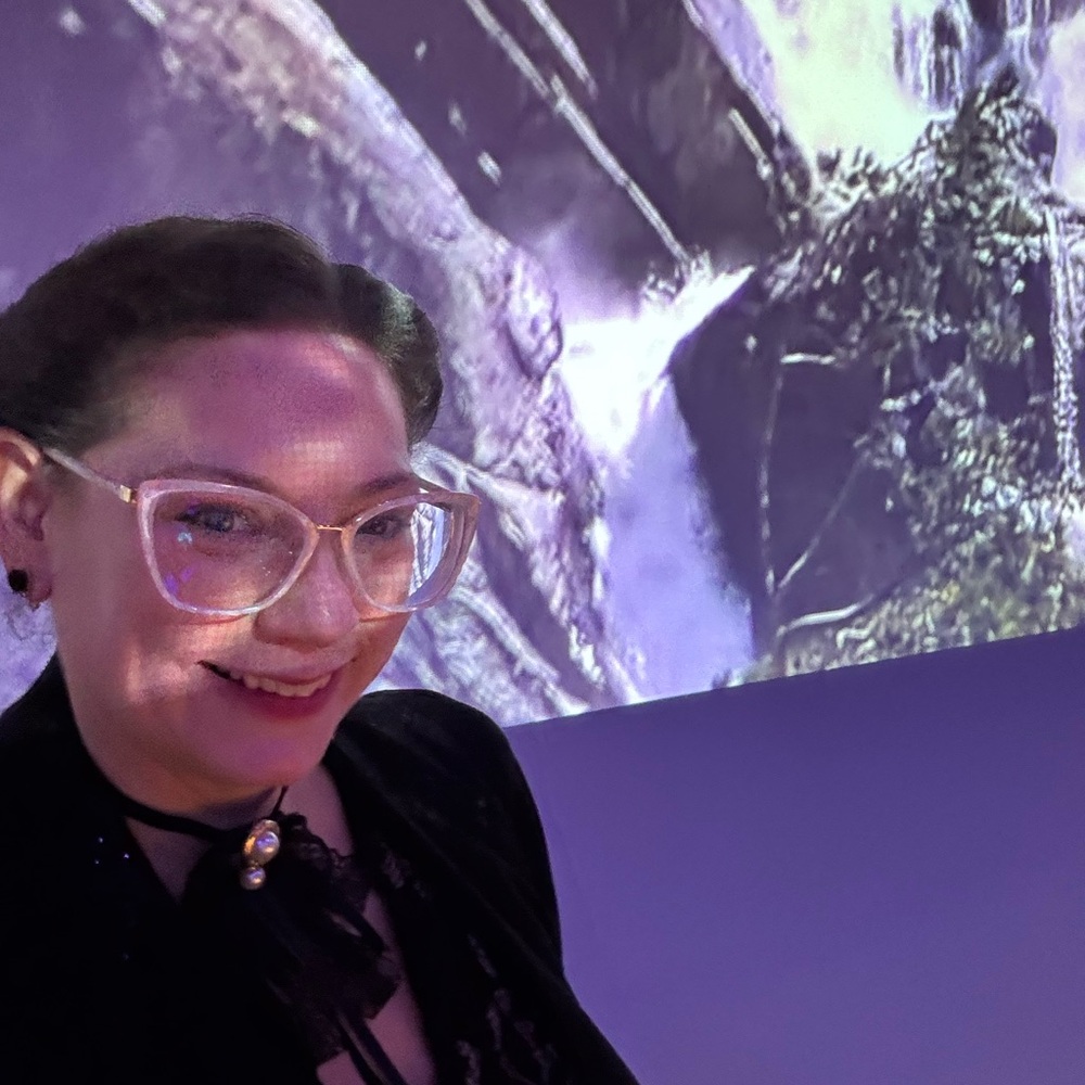 Meet your Posher, Libby